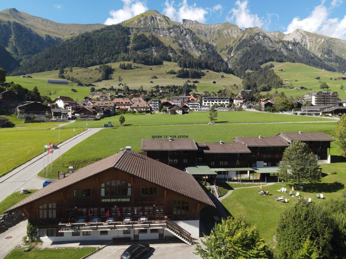 Hotel Roc Et Neige Chateau-d'Oex Exterior foto