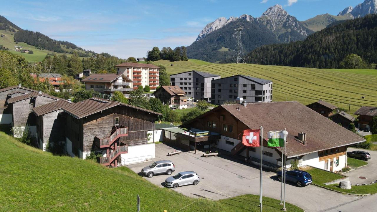 Hotel Roc Et Neige Chateau-d'Oex Exterior foto